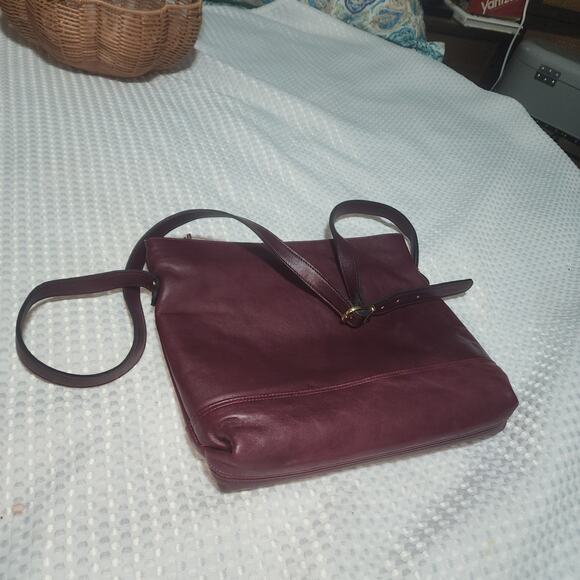 VINTAGE EITENNE AIGNER EUC OXBLOO LEATHER CROSSBODY BAG - Picture 5 of 9